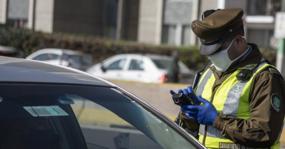 El hombre intentó darse a la fuga cuando iba a ser fiscalizado por Carabineros. (Foto: Contexto/Mega)